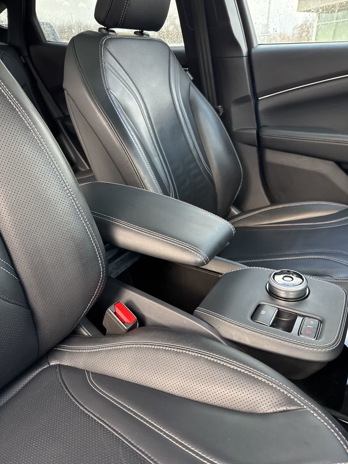 Thumbnail: 2022 Ford Mustang Mach-E - 29