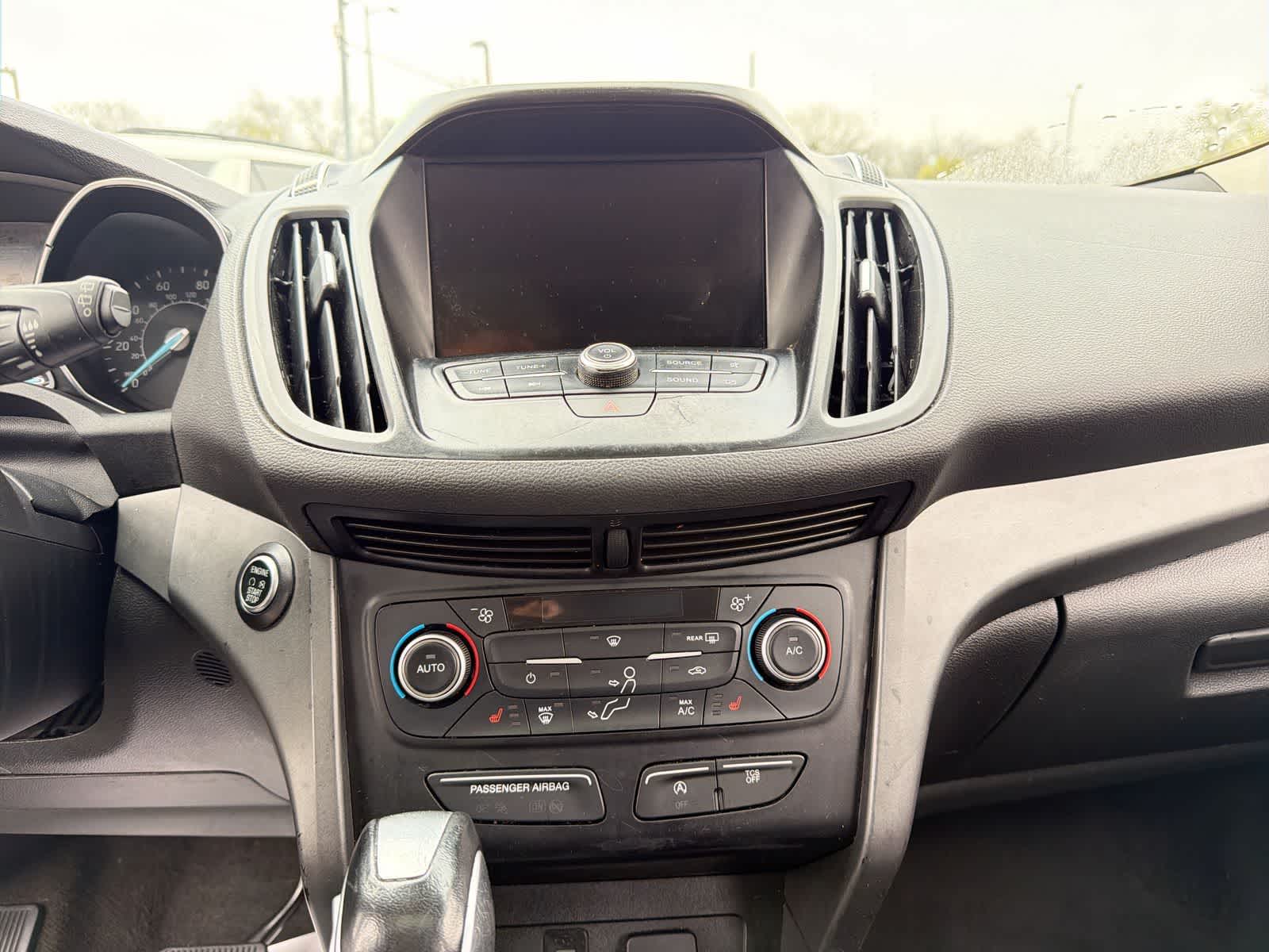 Thumbnail: 2019 Ford Escape - 31