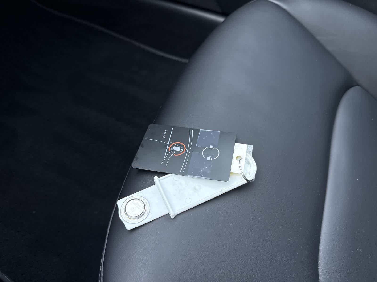 Thumbnail: 2018 Tesla Model 3 - 39