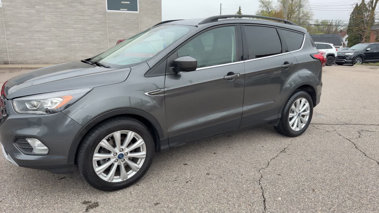 Thumbnail: 2019 Ford Escape - 5