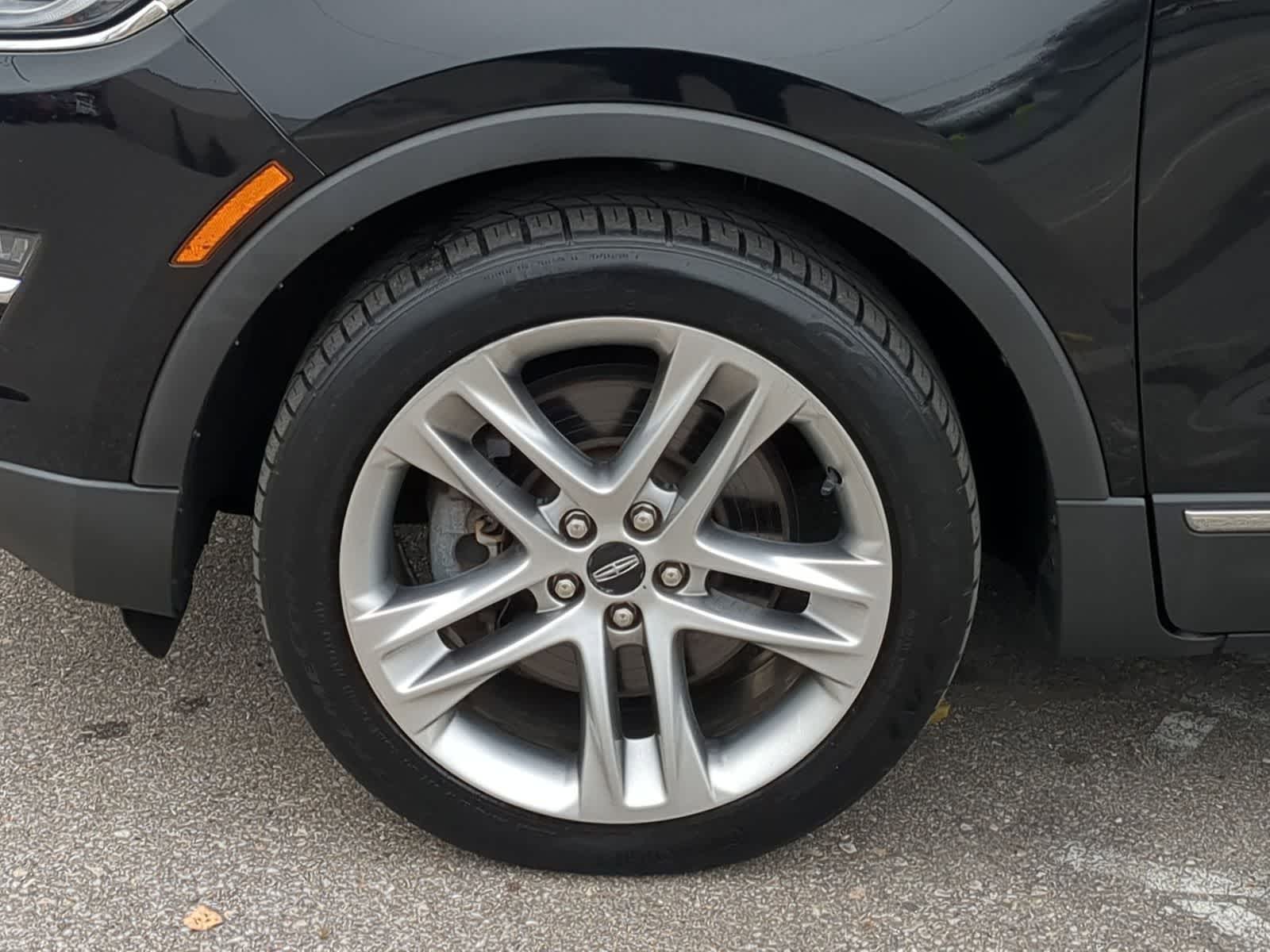 Thumbnail: 2018 Lincoln MKC - 19