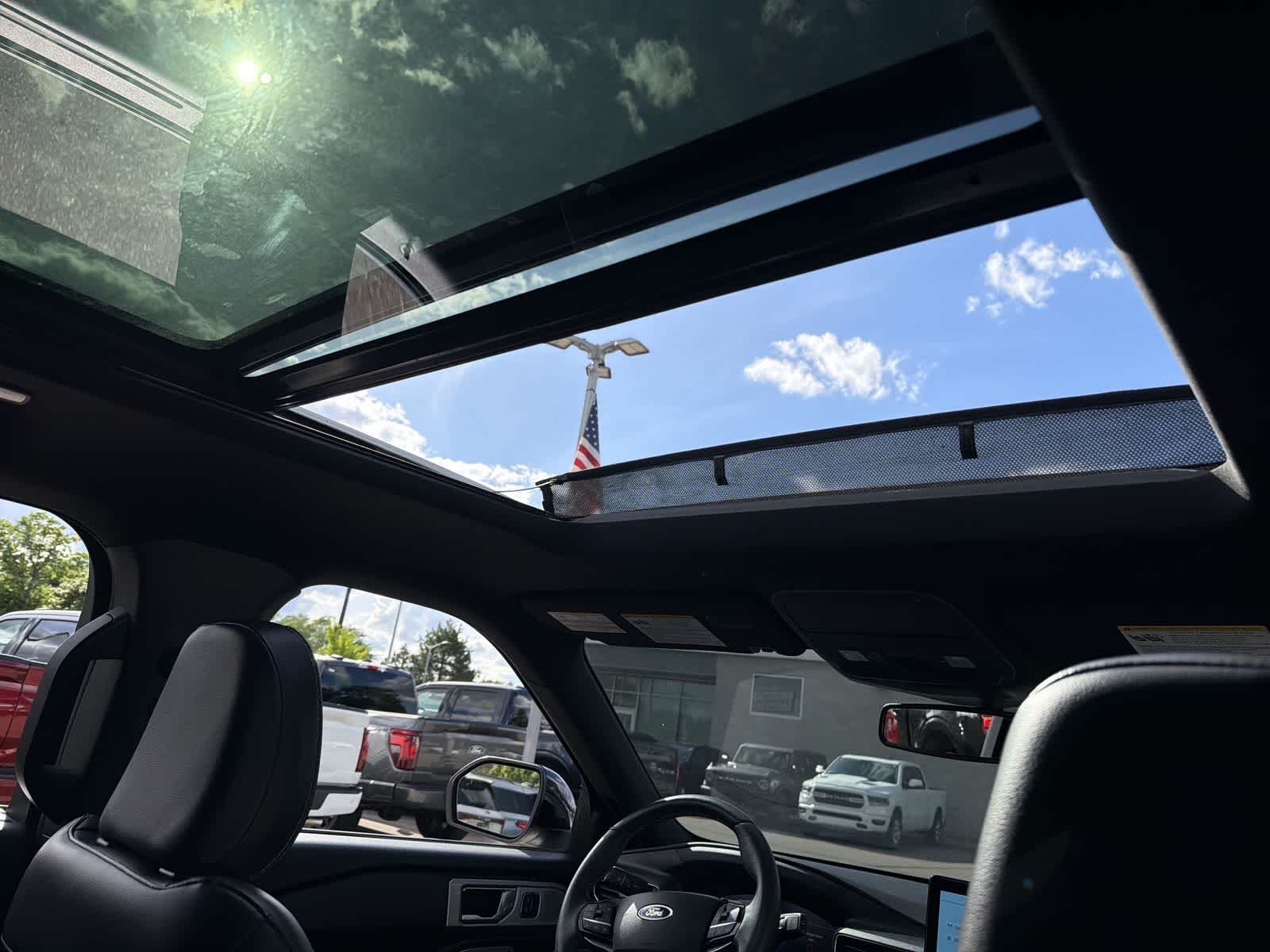 Thumbnail: 2024 Ford Explorer - 31