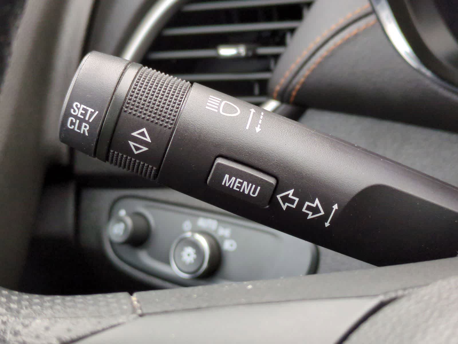 Thumbnail: 2019 Chevrolet Trax - 29