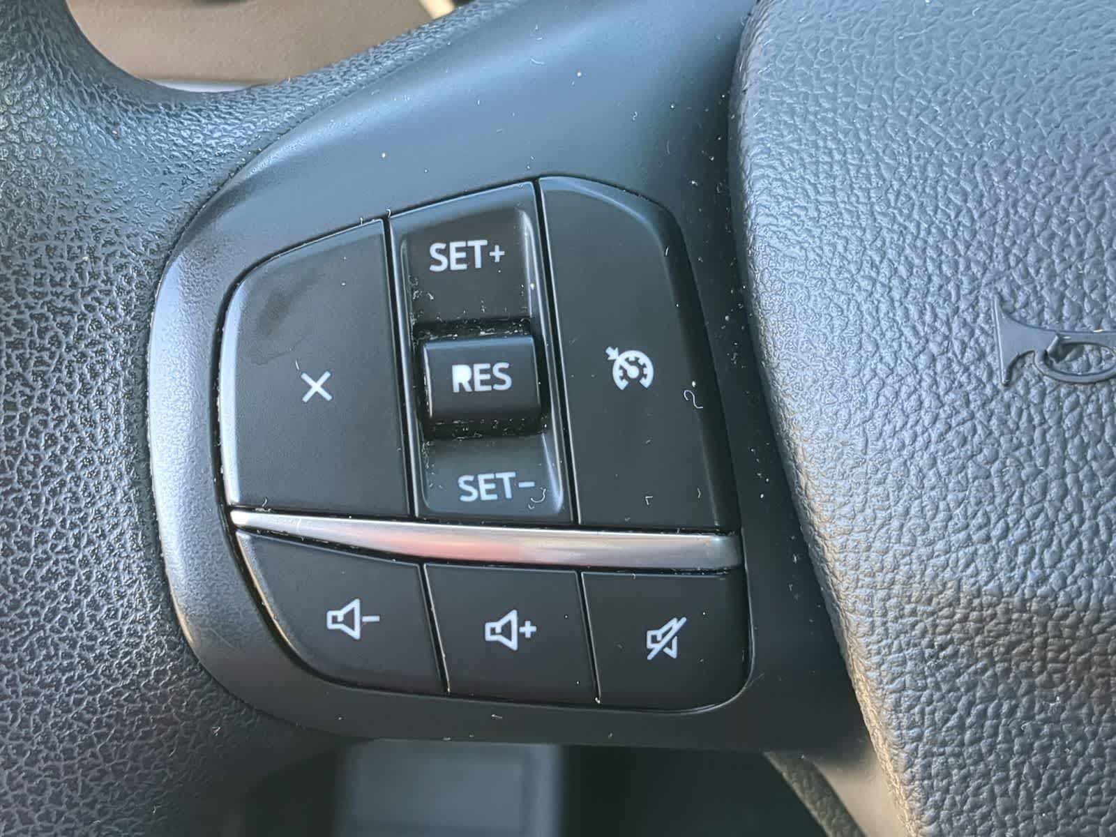 Thumbnail: 2020 Ford Escape - 25