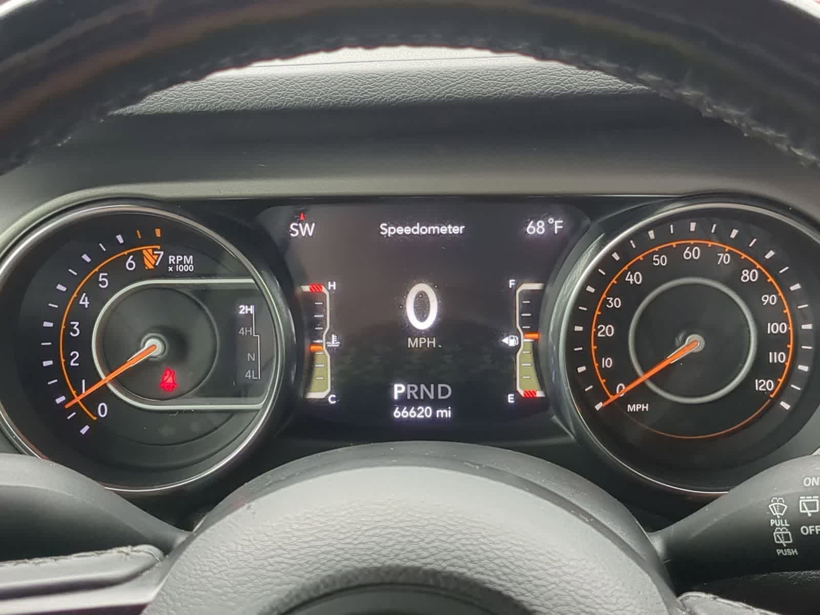 Thumbnail: 2021 Jeep Wrangler - 36