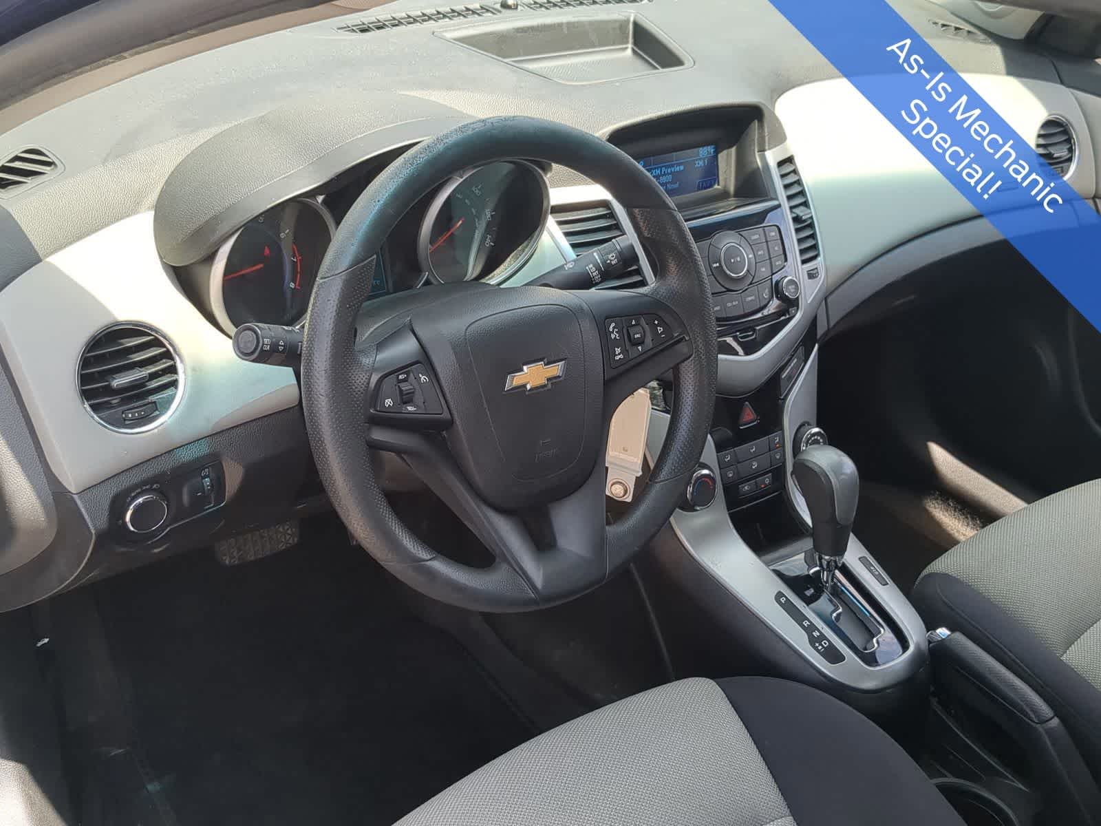 Thumbnail: 2013 Chevrolet Cruze - 11