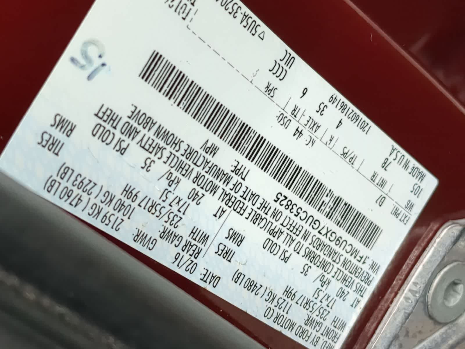 Thumbnail: 2016 Ford Escape - 36