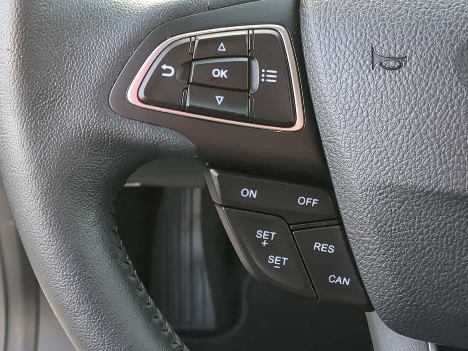 Thumbnail: 2018 Ford EcoSport - 27