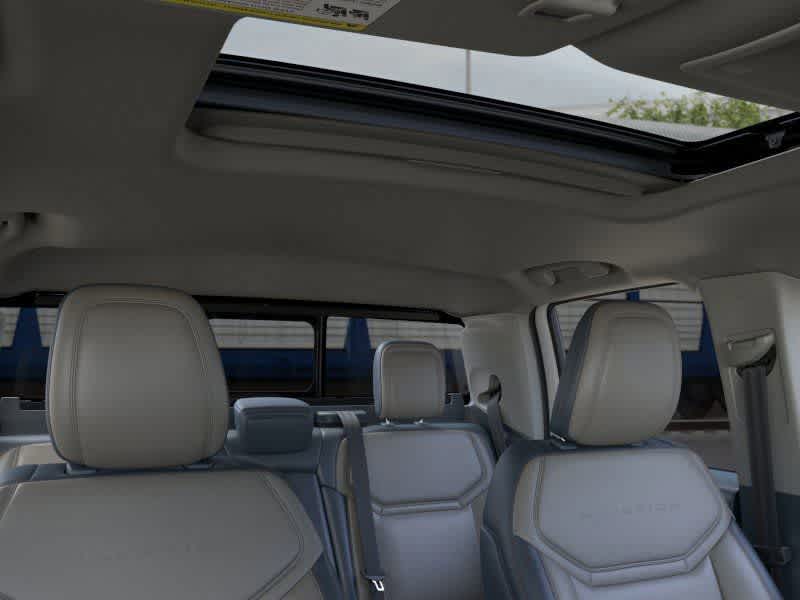 Thumbnail: 2025 Ford Maverick - 14