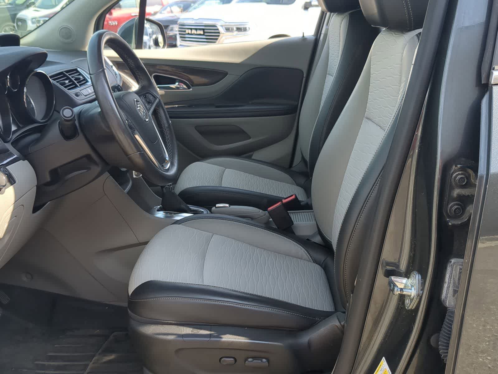 Thumbnail: 2016 Buick Encore - 19