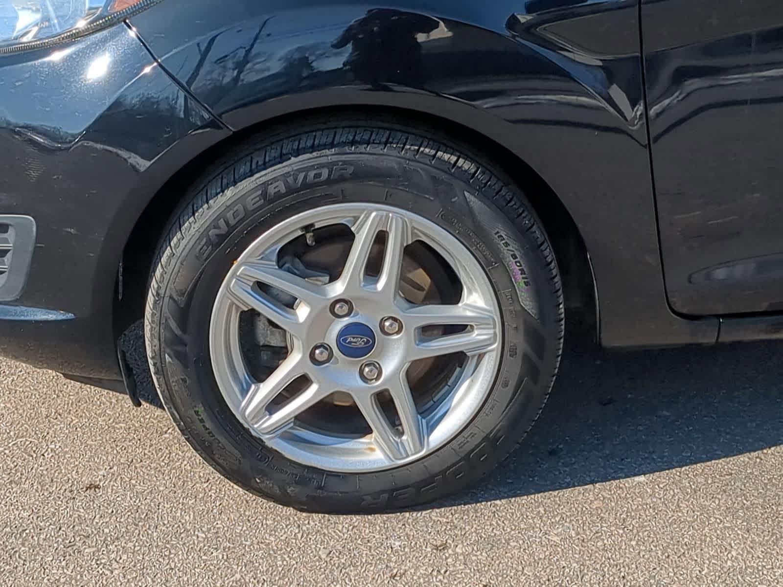 Thumbnail: 2018 Ford Fiesta - 16