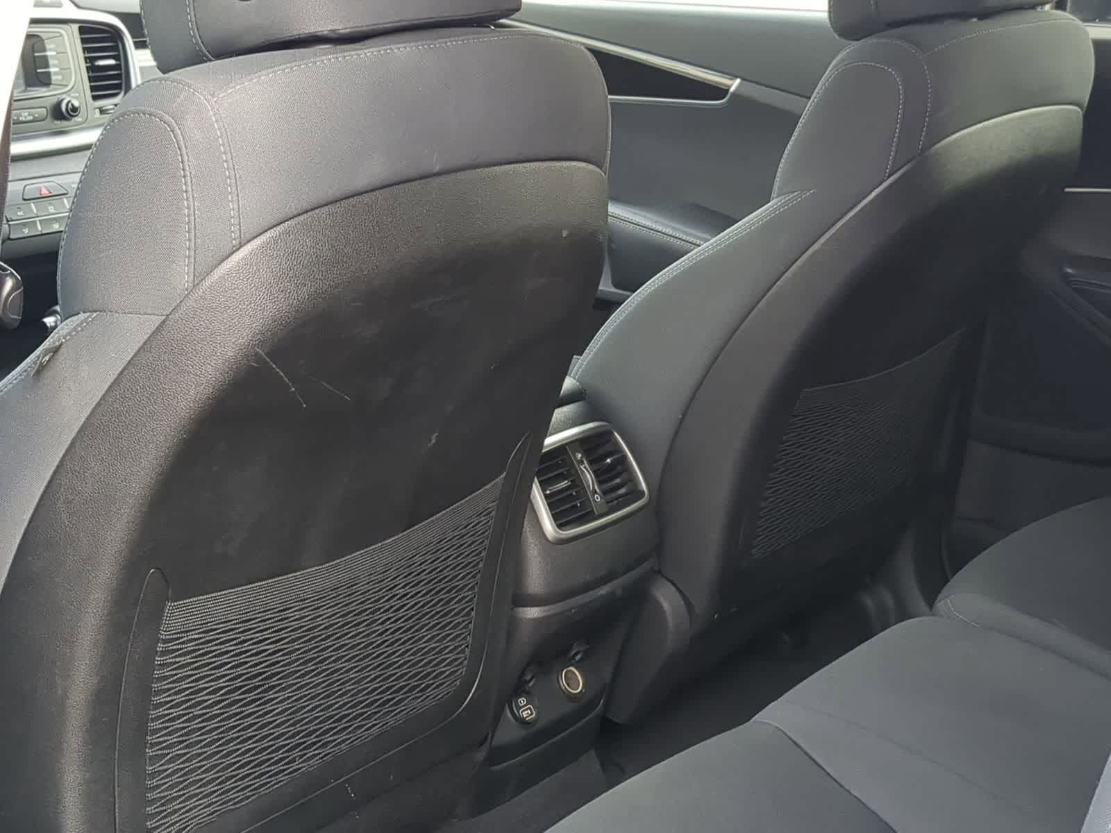 Thumbnail: 2017 Kia Sorento - 20