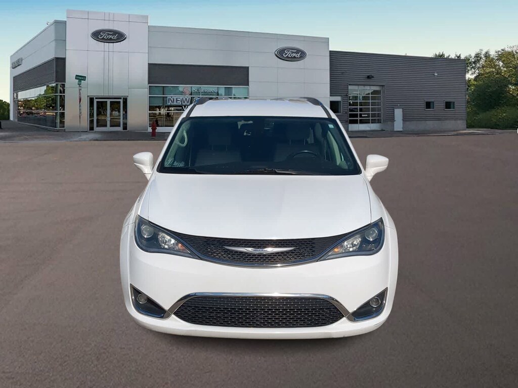 Used 2019 Chrysler Pacifica Touring L Van