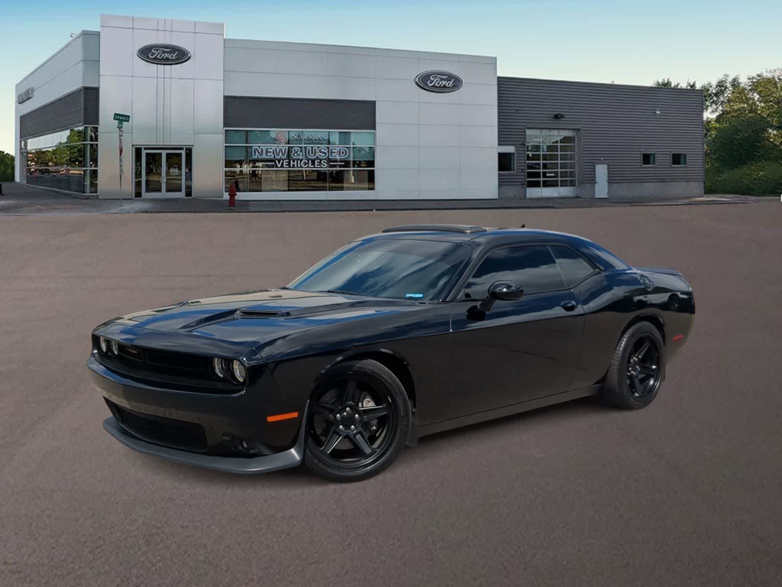 Thumbnail: 2016 Dodge Challenger - 1
