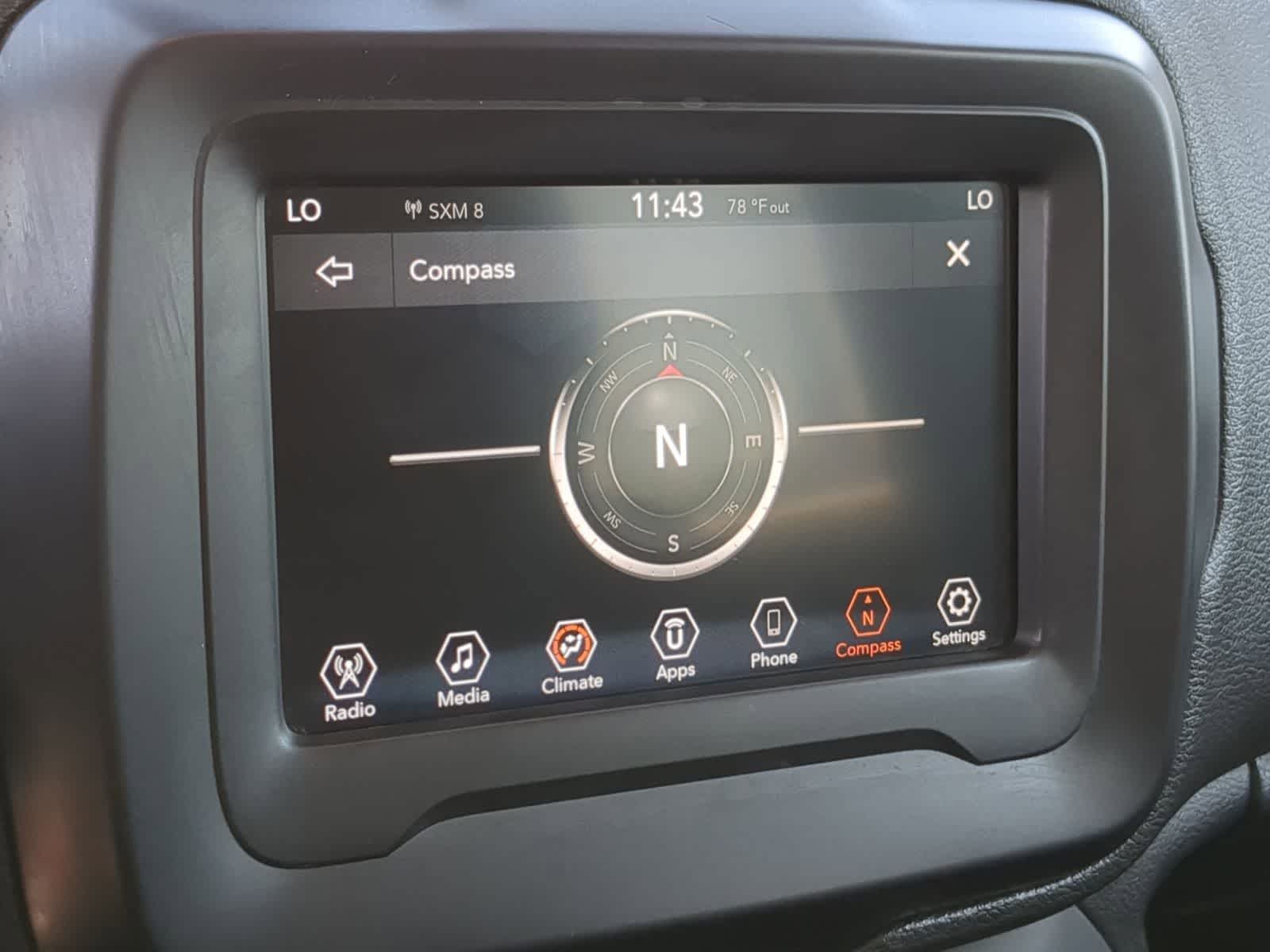 Thumbnail: 2019 Jeep Renegade - 29