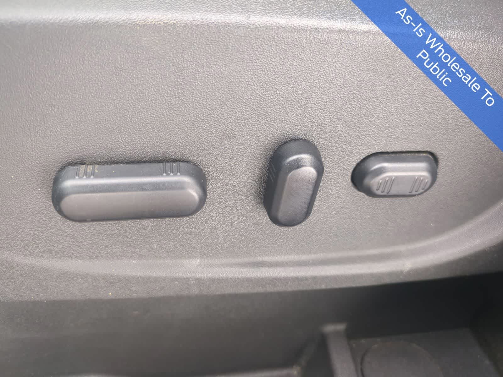 Thumbnail: 2013 Ford Escape - 24