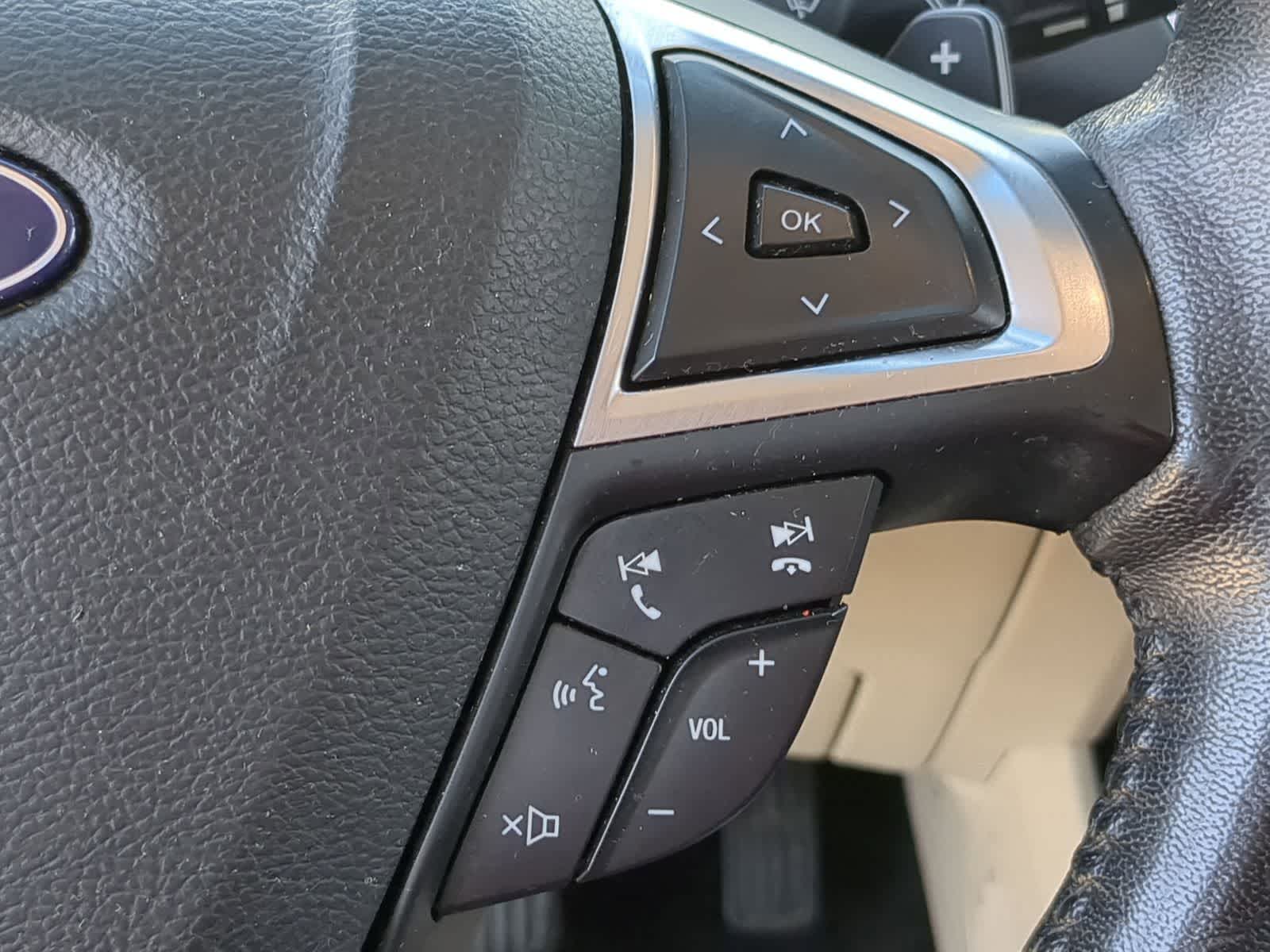Thumbnail: 2018 Ford Edge - 29