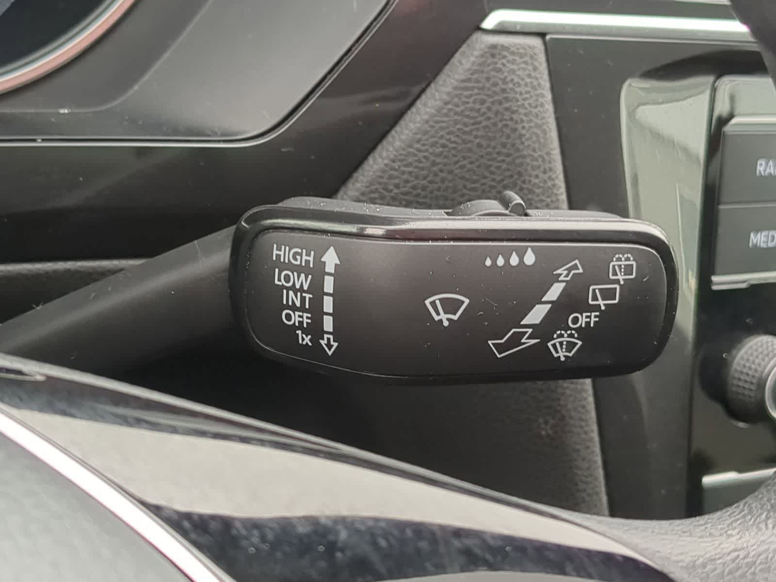 Thumbnail: 2019 Volkswagen Tiguan - 28