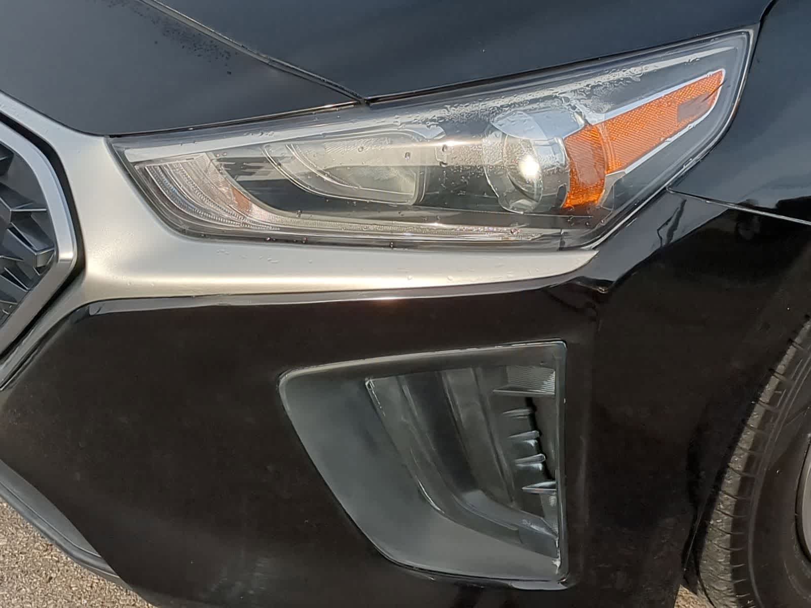 Thumbnail: 2020 Hyundai Ioniq - 13