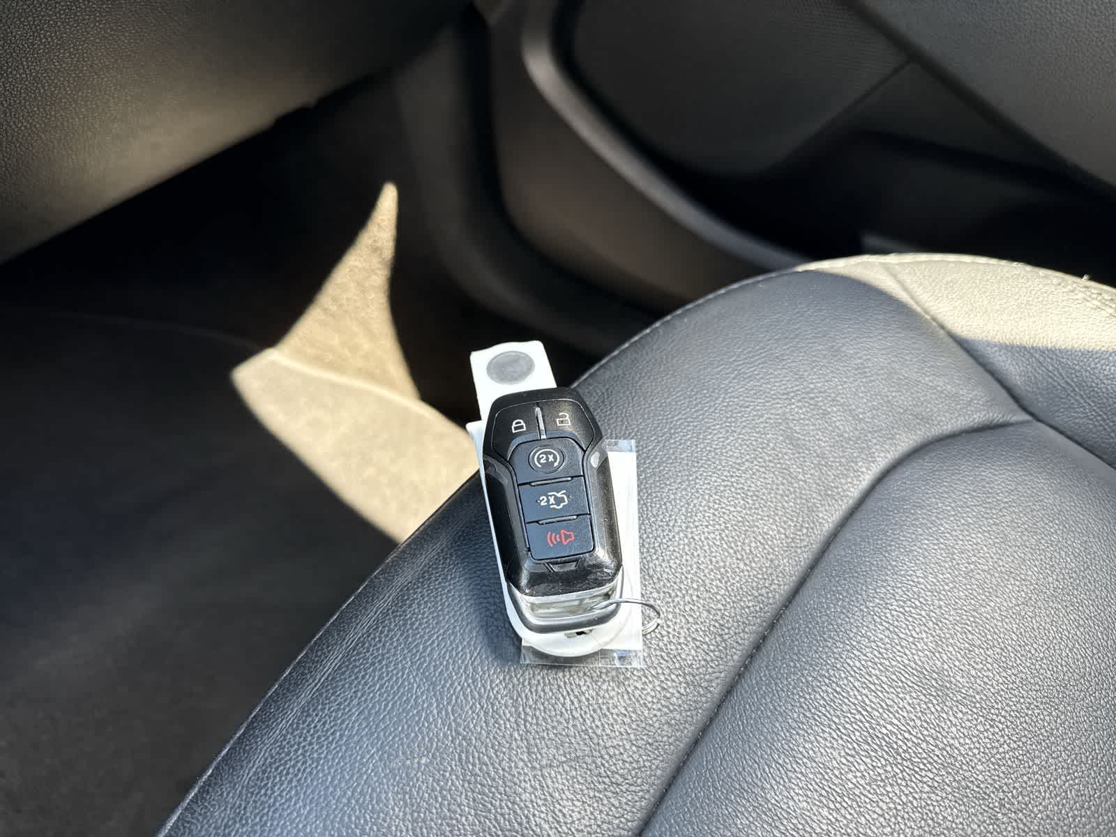 Thumbnail: 2017 Ford Explorer - 40