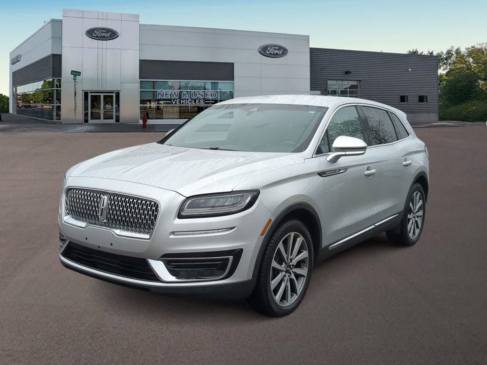 Thumbnail: 2019 Lincoln Nautilus - 5