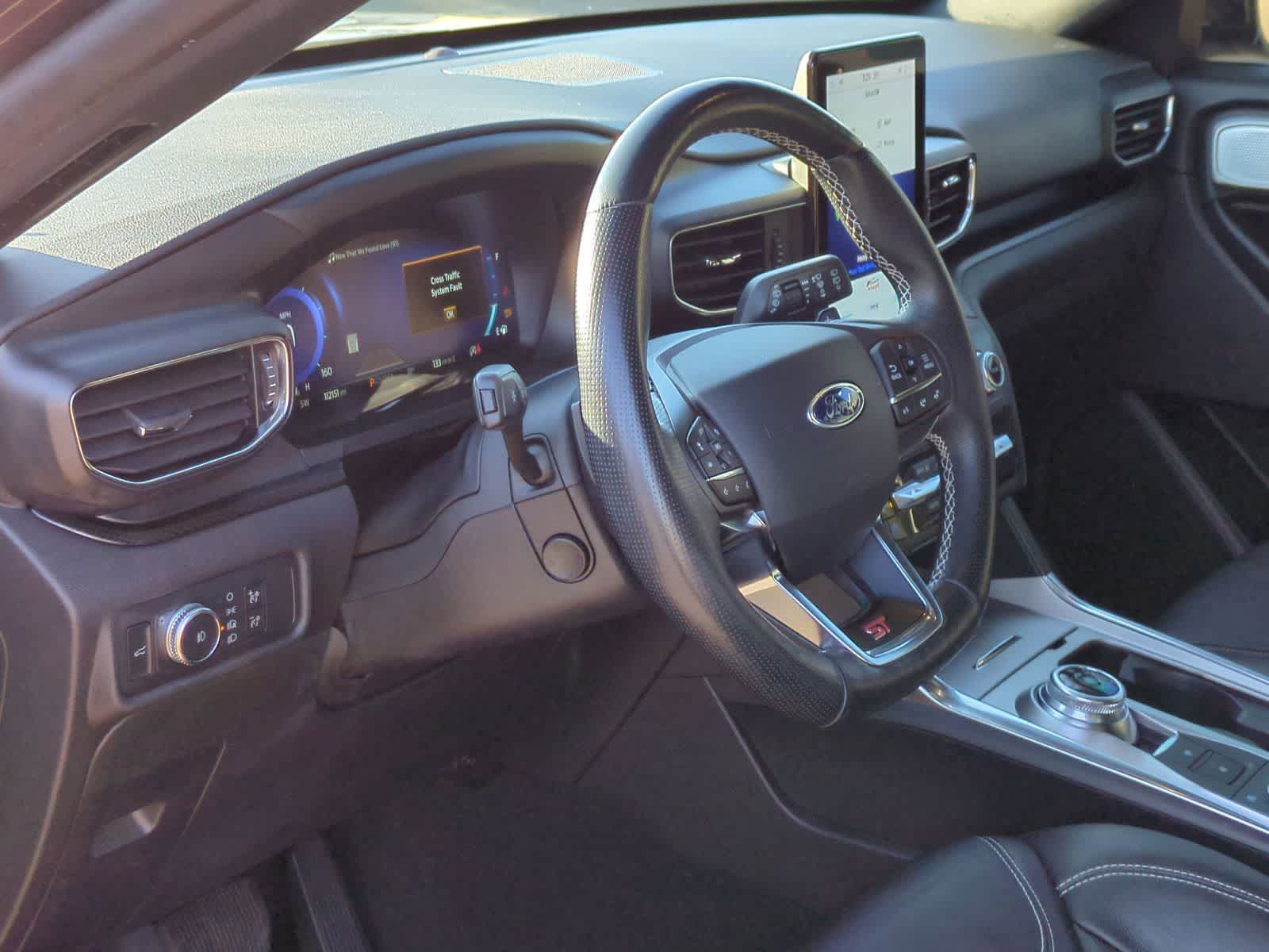 Thumbnail: 2020 Ford Explorer - 14