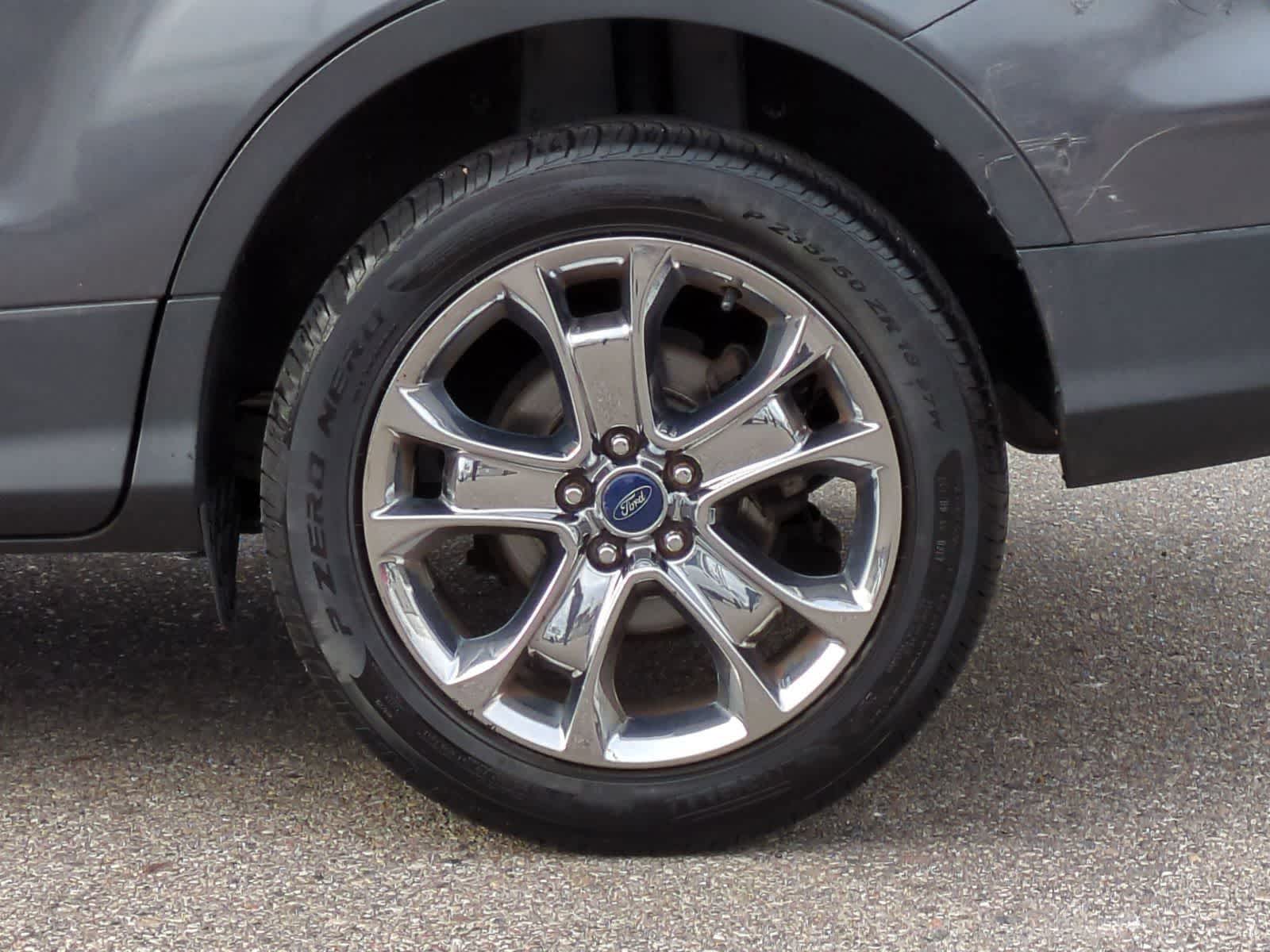 Thumbnail: 2015 Ford Escape - 19