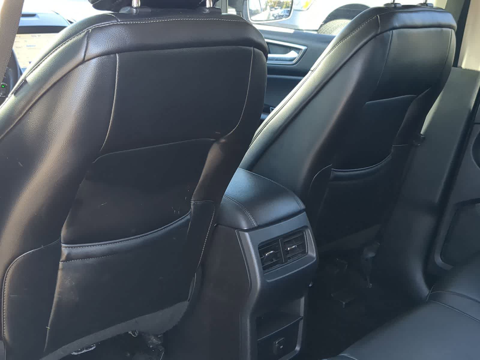 Thumbnail: 2019 Ford Edge - 19