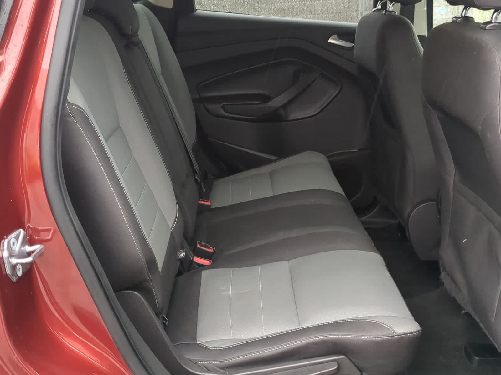 Thumbnail: 2016 Ford Escape - 22