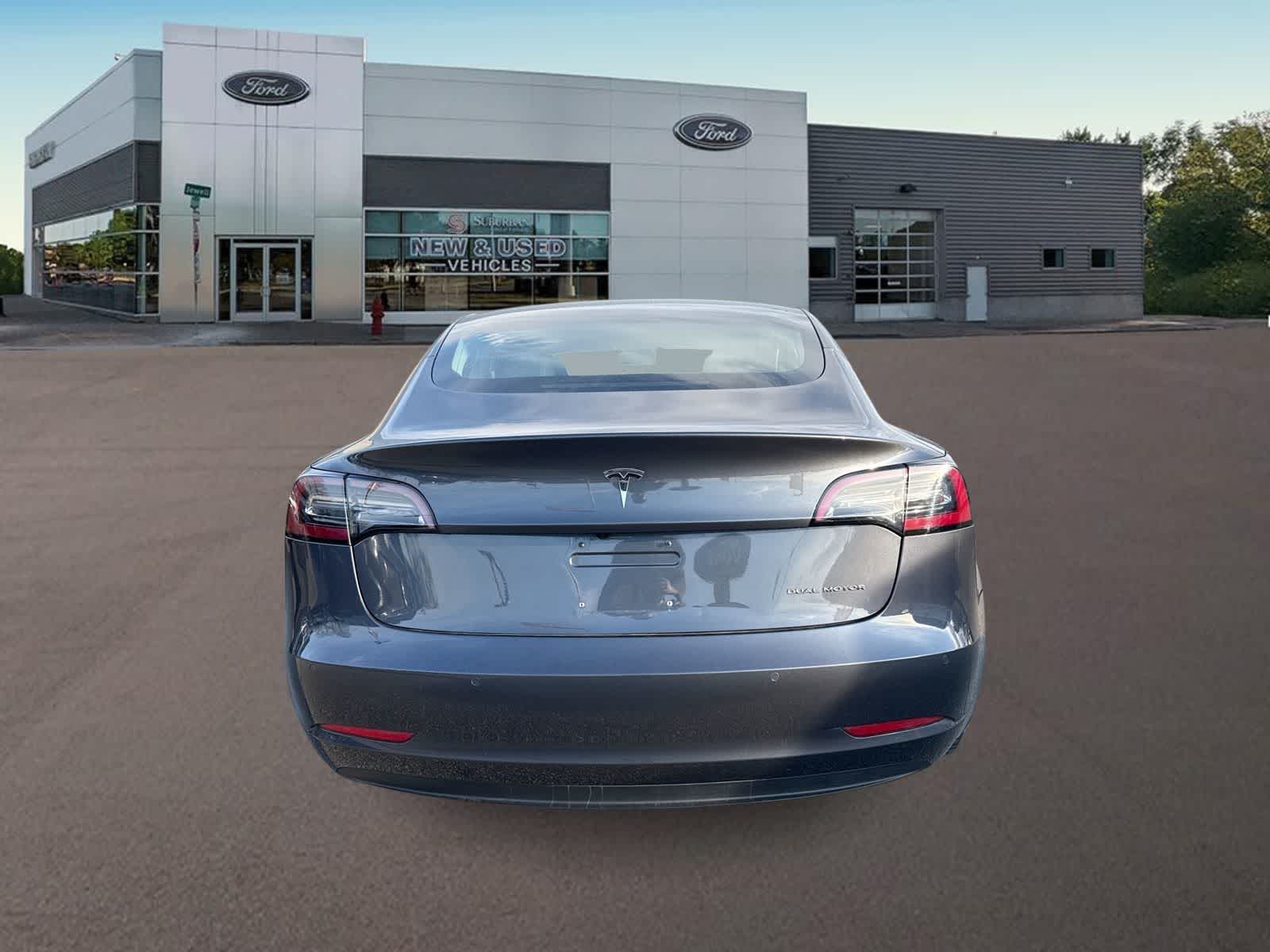Thumbnail: 2018 Tesla Model 3 - 9