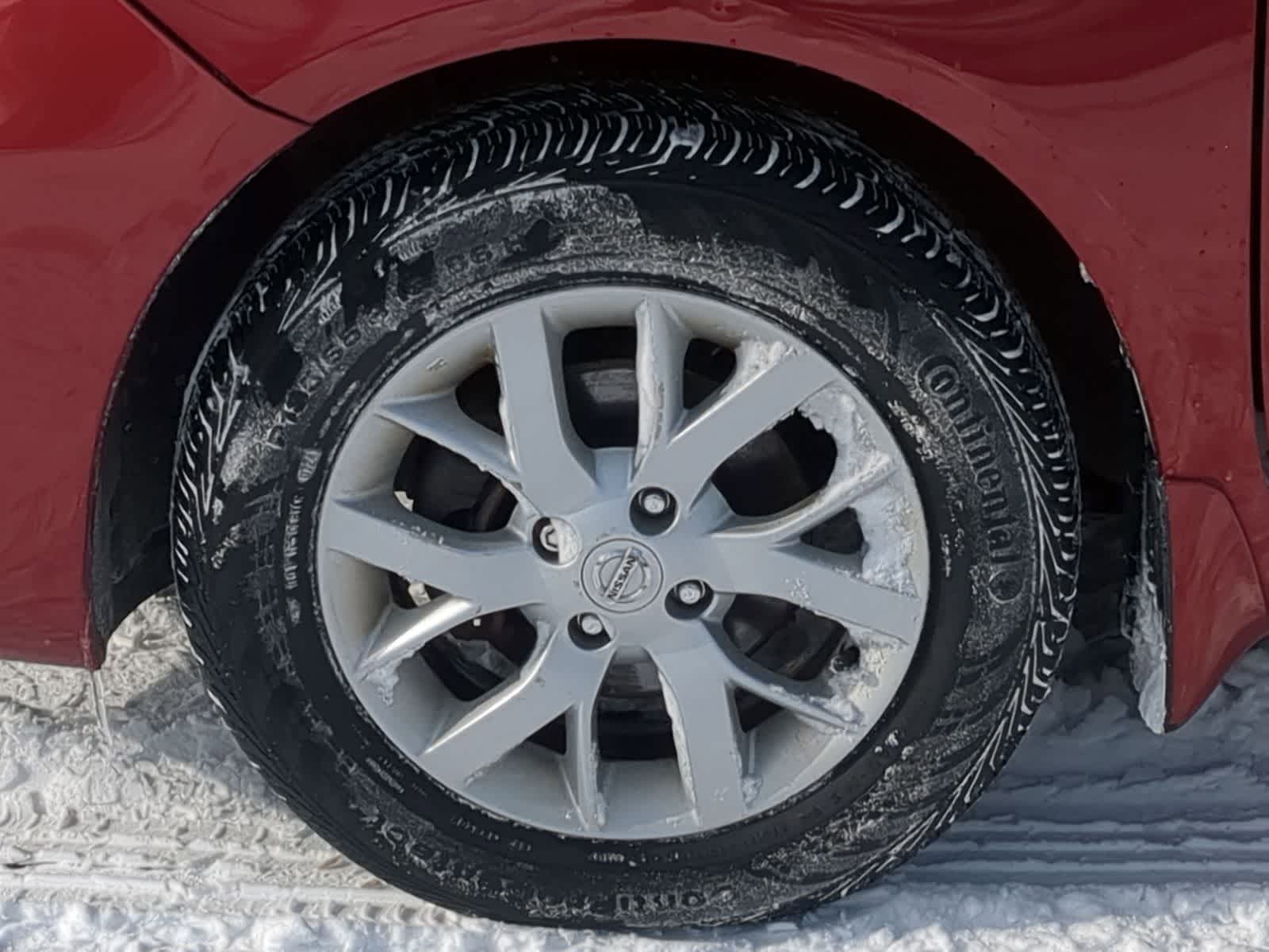 Thumbnail: 2019 Nissan Versa - 18