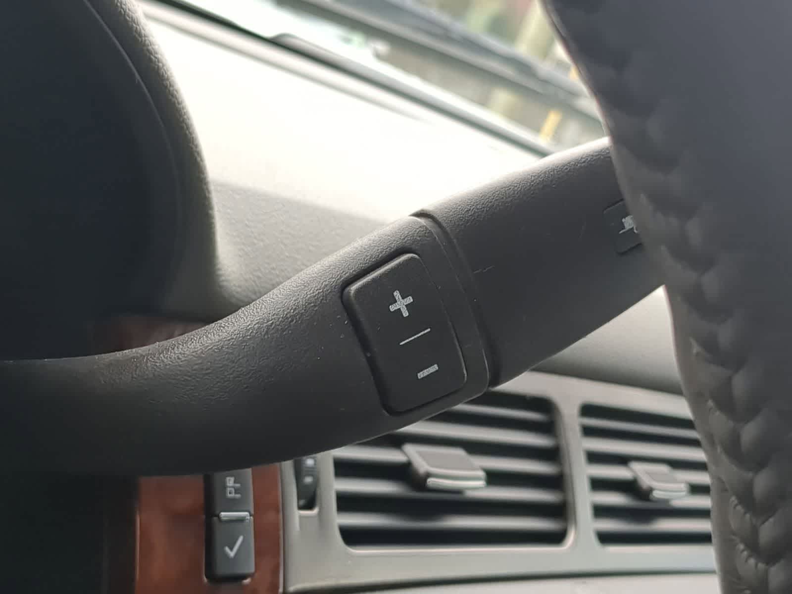 Thumbnail: 2009 Chevrolet Silverado 1500 - 30