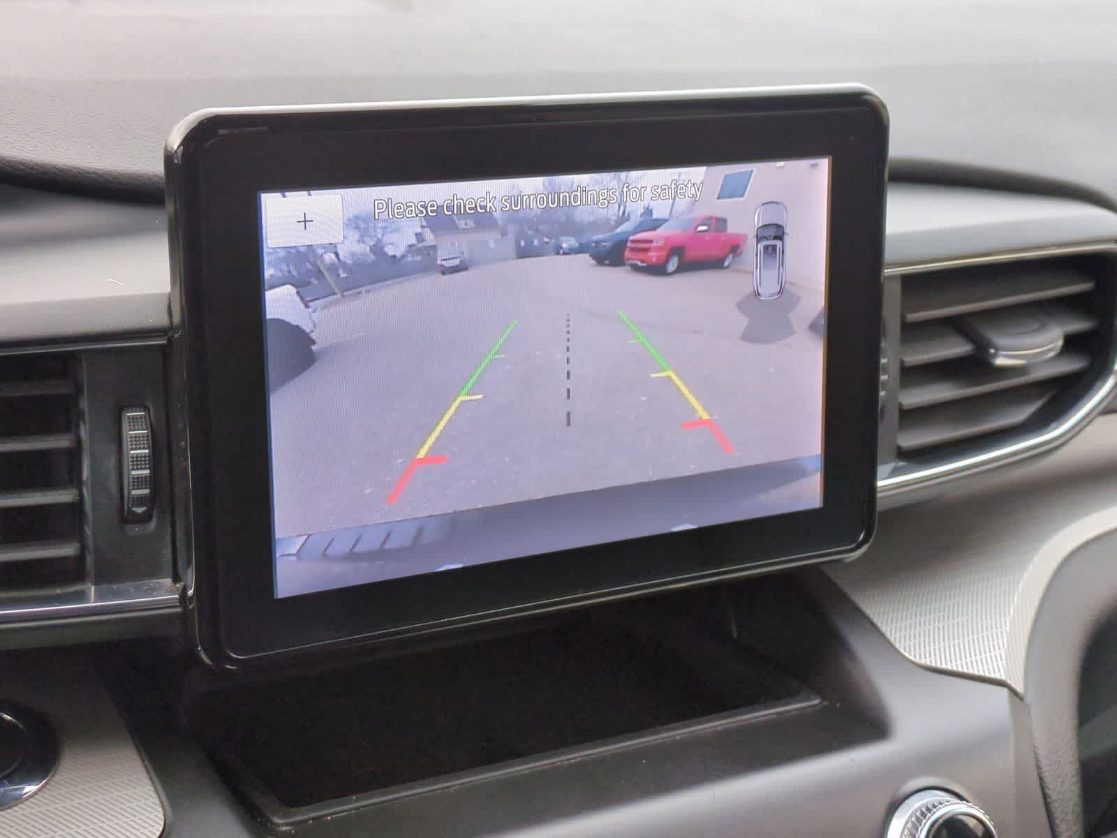 Thumbnail: 2020 Ford Explorer - 34