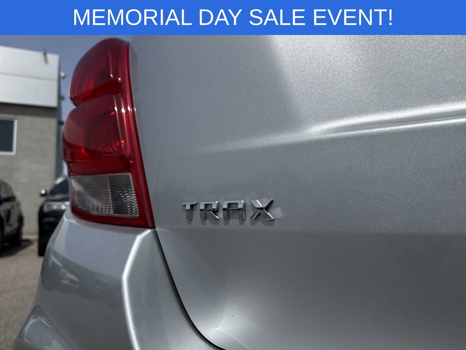 Thumbnail: 2020 Chevrolet Trax - 17