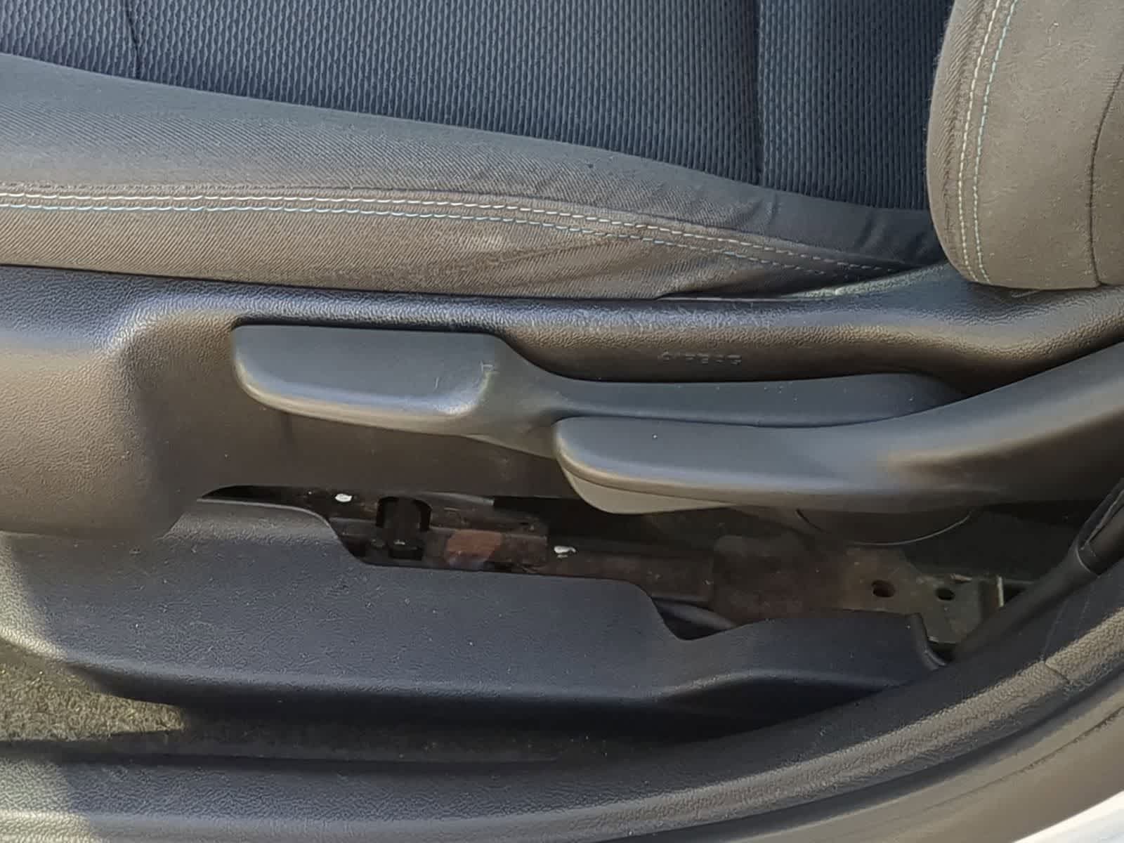 Thumbnail: 2019 Chevrolet Cruze - 20