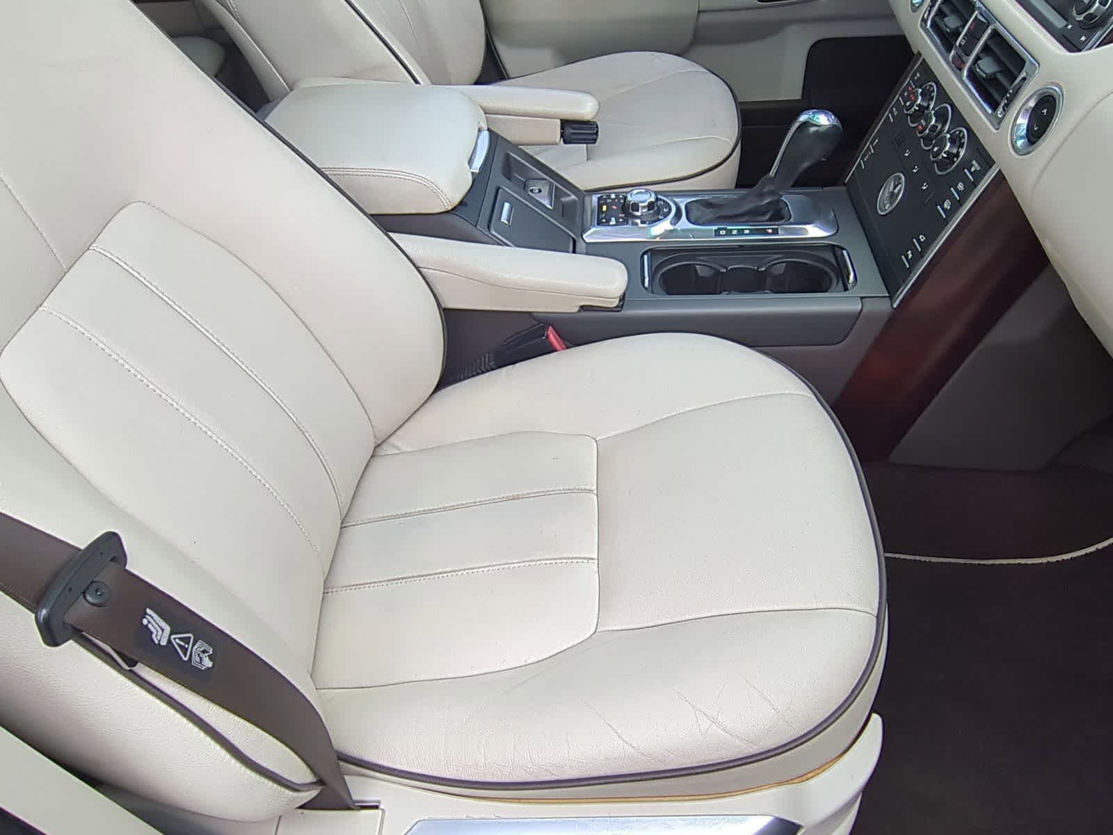 Thumbnail: 2012 Land Rover Range Rover - 27