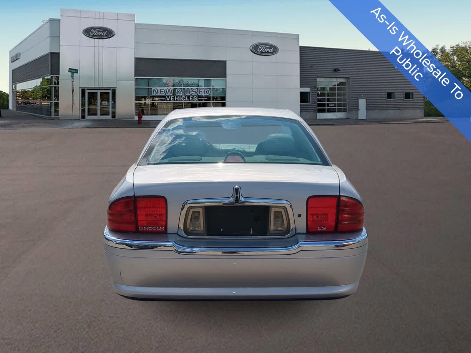 Thumbnail: 2000 Lincoln LS - 7