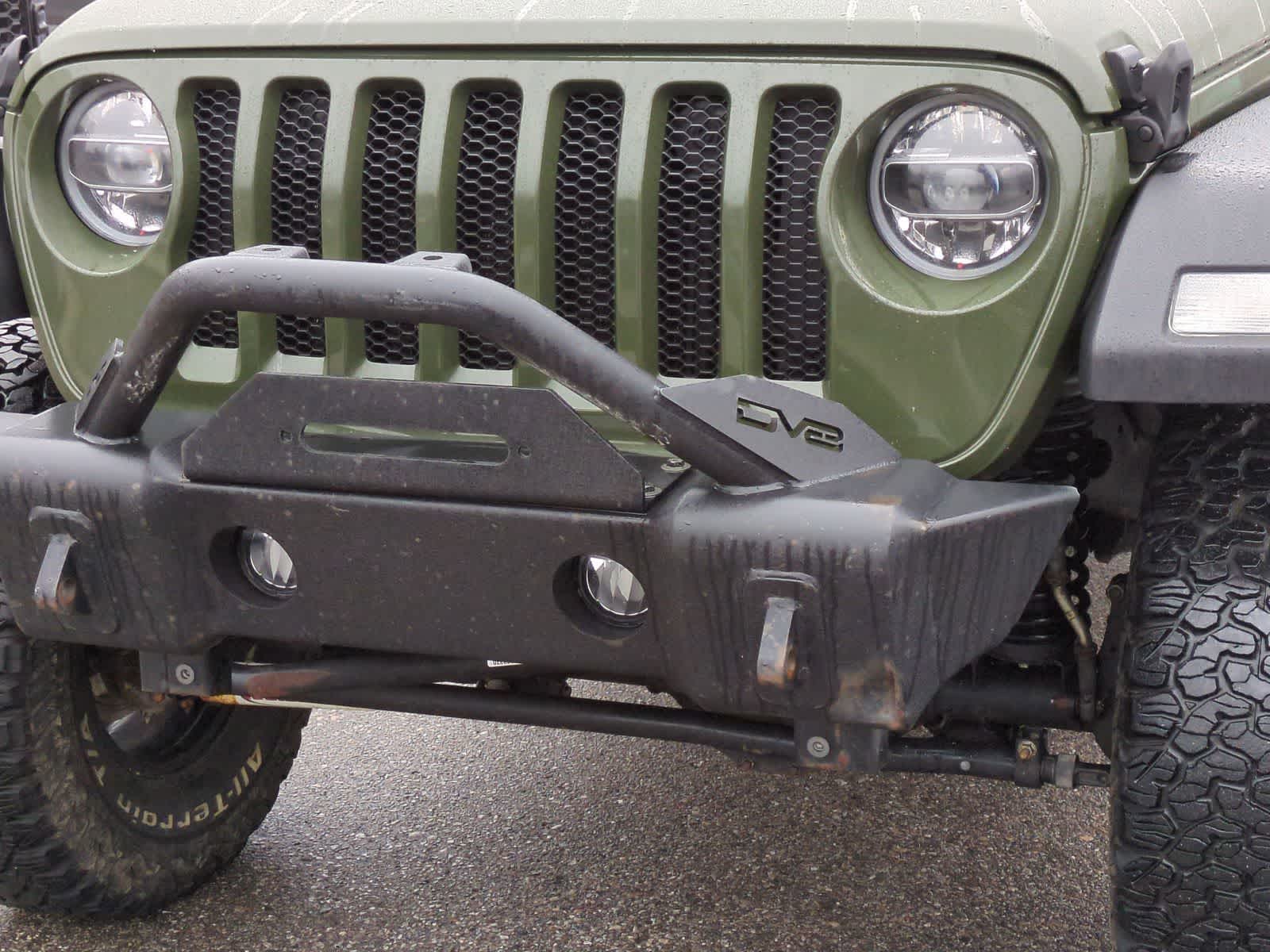 Thumbnail: 2021 Jeep Wrangler - 15