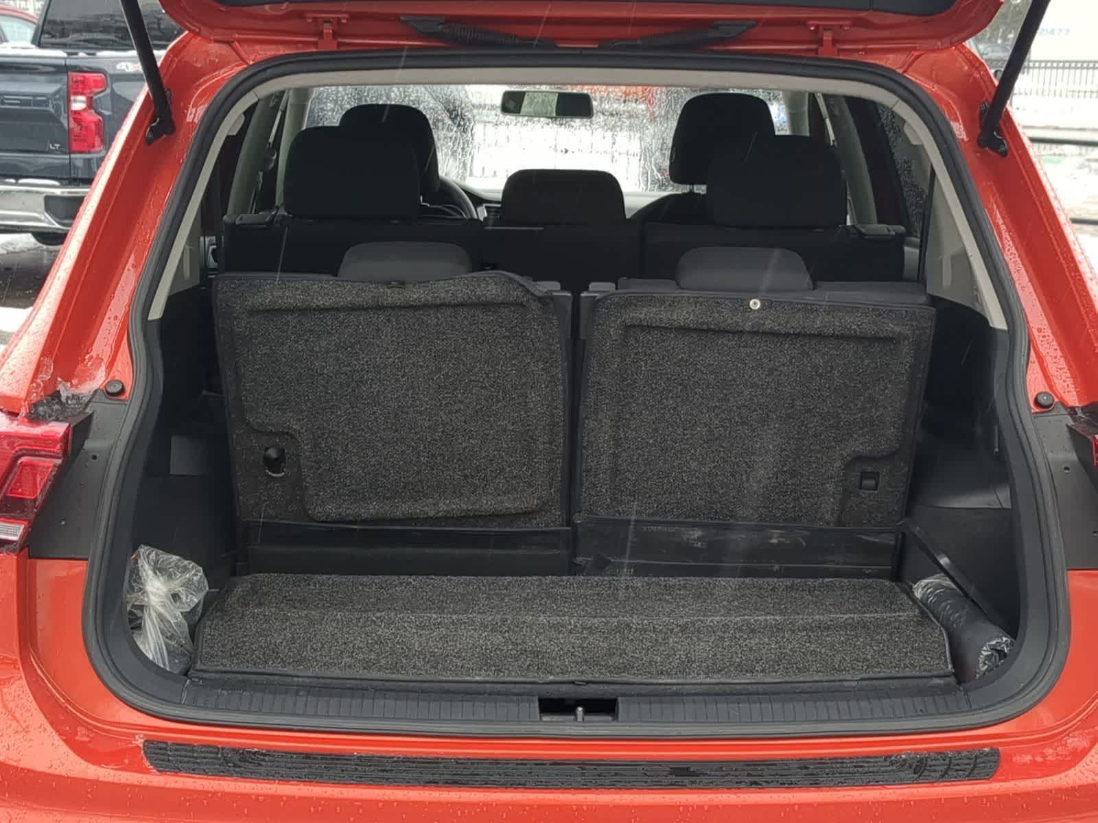 Thumbnail: 2019 Volkswagen Tiguan - 34