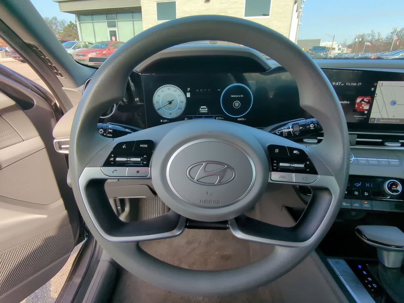 Thumbnail: 2024 Hyundai Elantra - 24