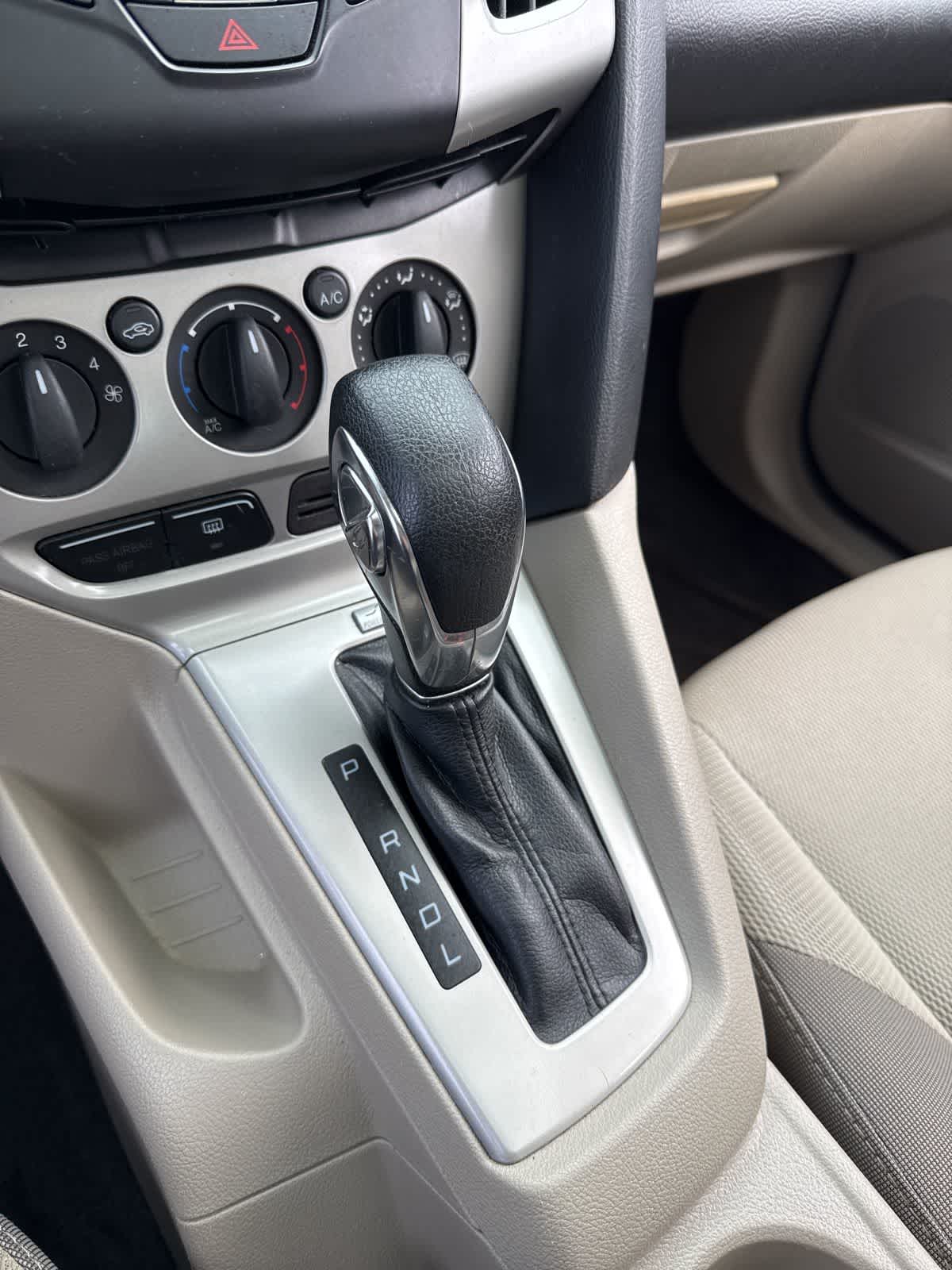 Thumbnail: 2013 Ford Focus - 22