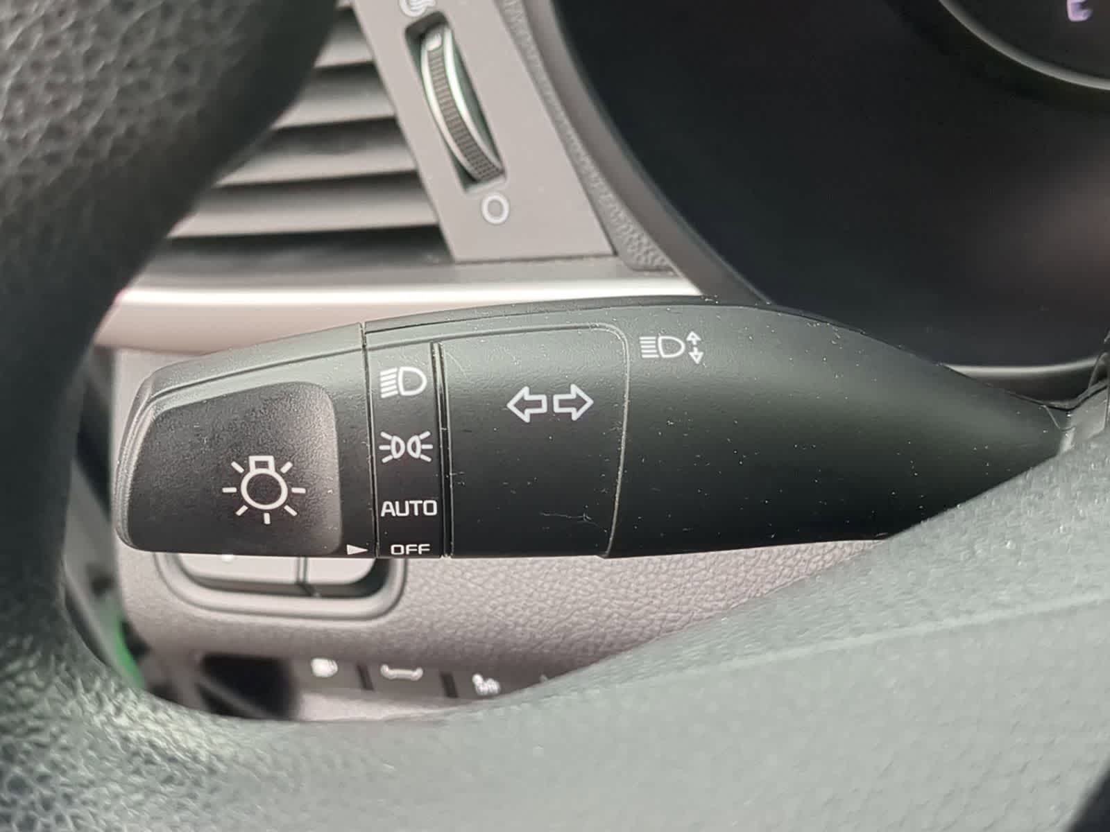 Thumbnail: 2016 Kia Optima - 30