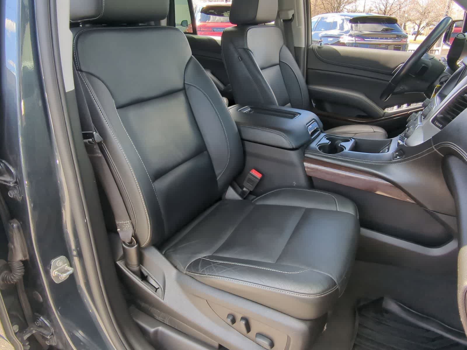 Thumbnail: 2019 GMC Yukon - 28