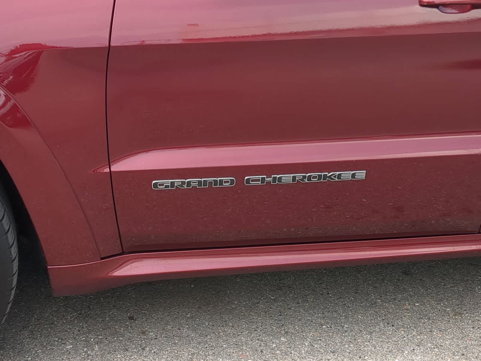 2017 Jeep Grand Cherokee SRT 18