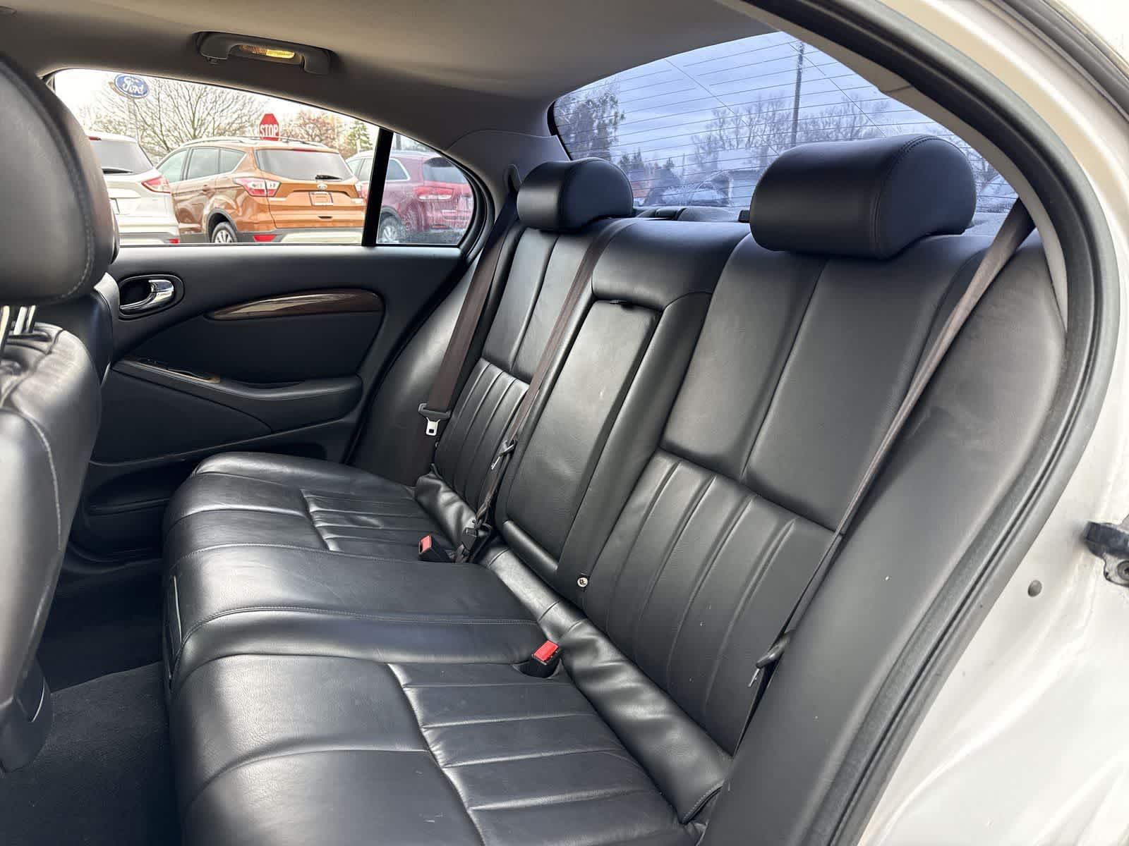 Thumbnail: 2003 Jaguar S-Type - 20