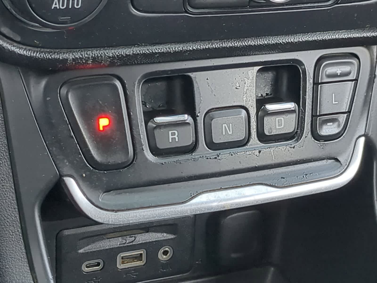 Thumbnail: 2019 GMC Terrain - 32