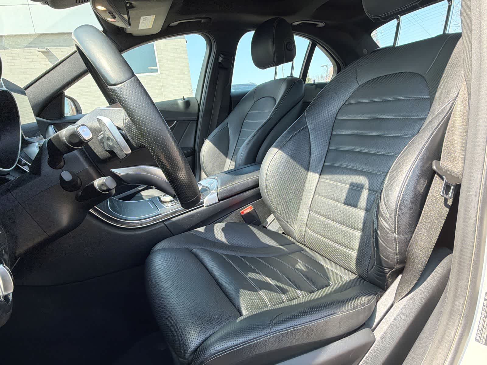 Thumbnail: 2015 Mercedes-Benz C-Class - 22