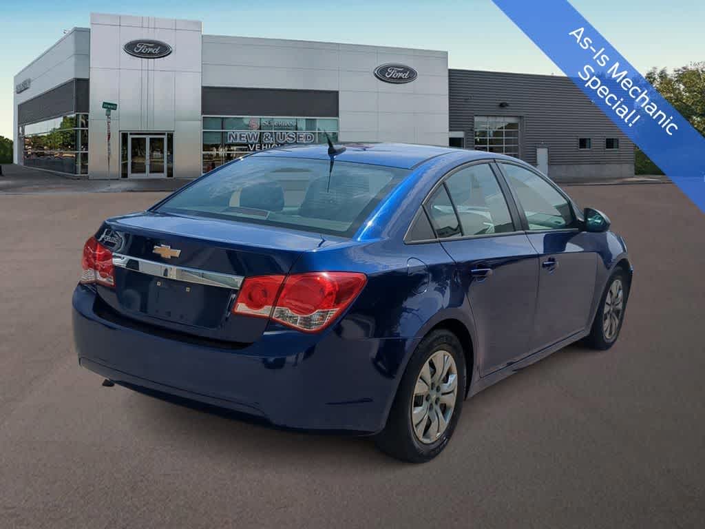 Thumbnail: 2013 Chevrolet Cruze - 9