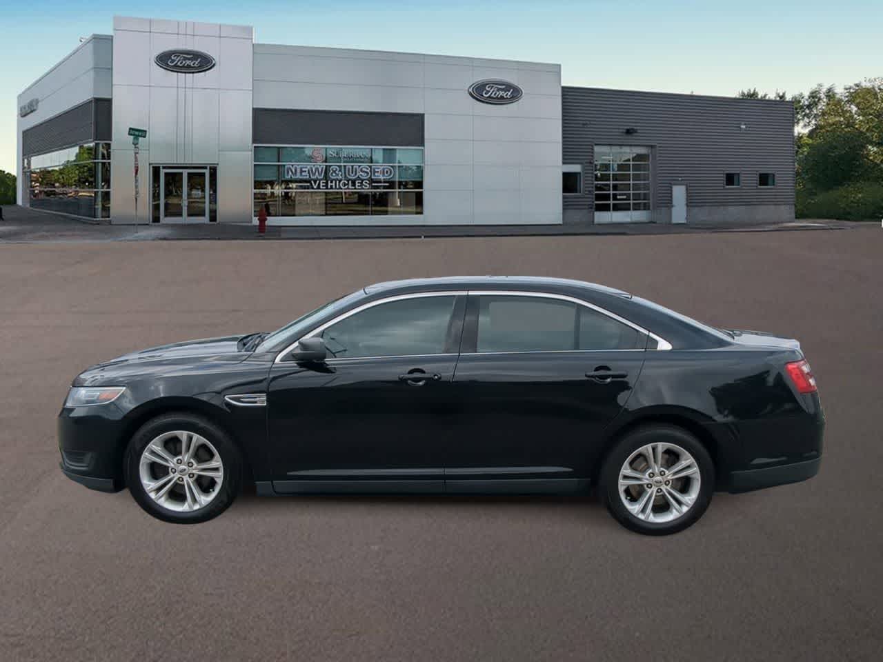 Thumbnail: 2017 Ford Taurus - 7