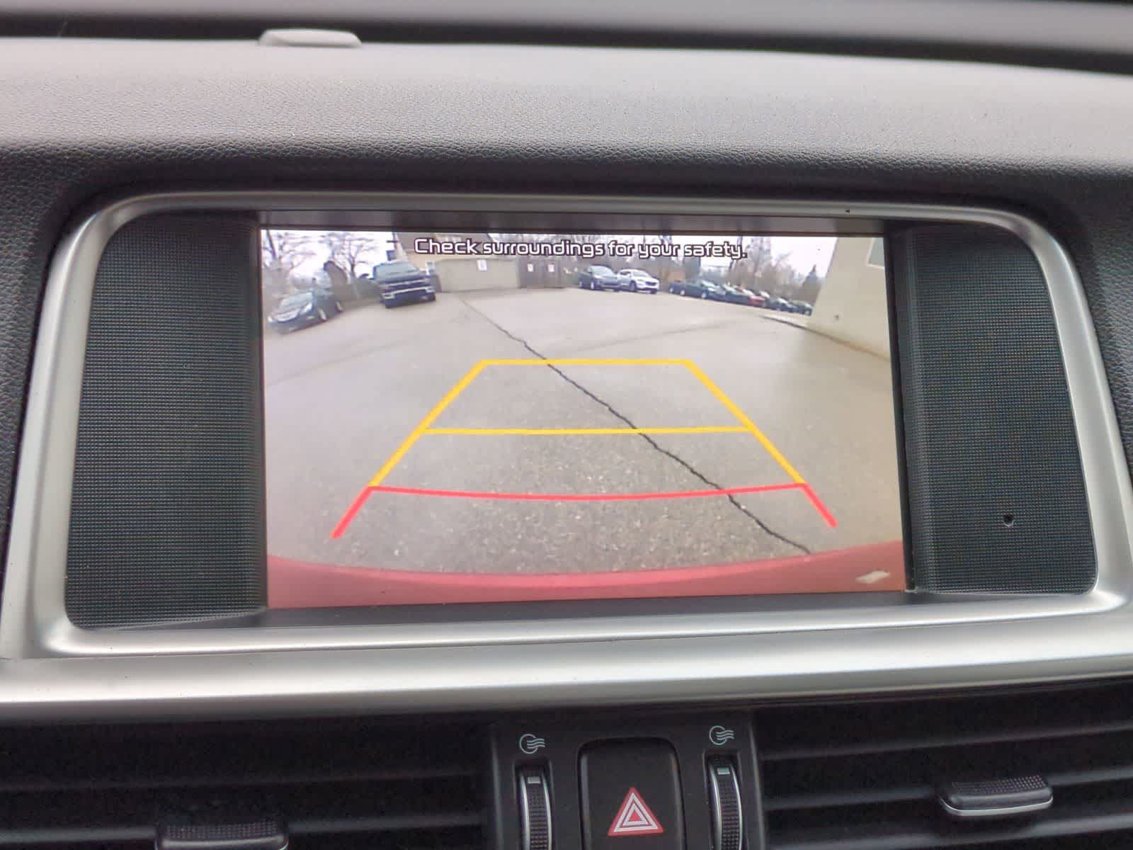 Thumbnail: 2019 Kia Optima - 32